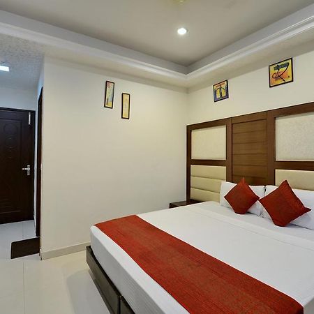 Hotel Orbit 34 Чандигарх Экстерьер фото